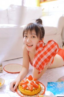 于炀打游戏下面夹东西直播